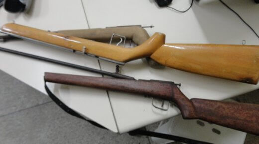 ESPINGARDA-2-520x289 Homem é preso em Monteiro por comércio ilegal de armas de fogo