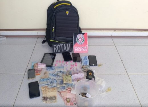 trafico_drogas_cariri-520x378 Em Sumé: Polícia prende três homens acusados de tráfico de drogas no Cariri