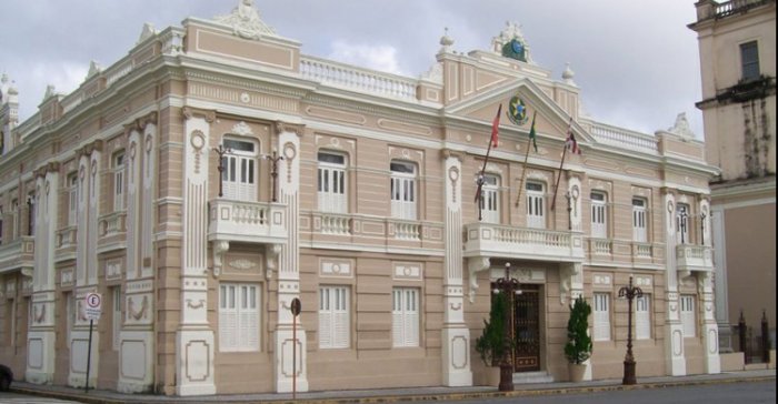 palacio-da-redencao-paraiba-700x364 Governo notifica servidores do Estado e ameaça bloquear salários
