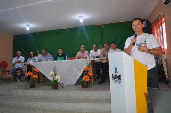 prefeito-de-sume-eden-duarte-586x390 Prefeito Éden Duarte lança Orçamento Democrático Municipal