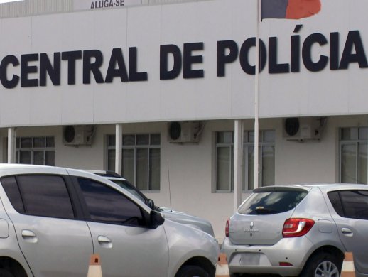 Central-de-Polícia-Civil-em-João-Pessoa-518x390 Mulher mata ex-namorado com tiro na cabeça e alega acidente