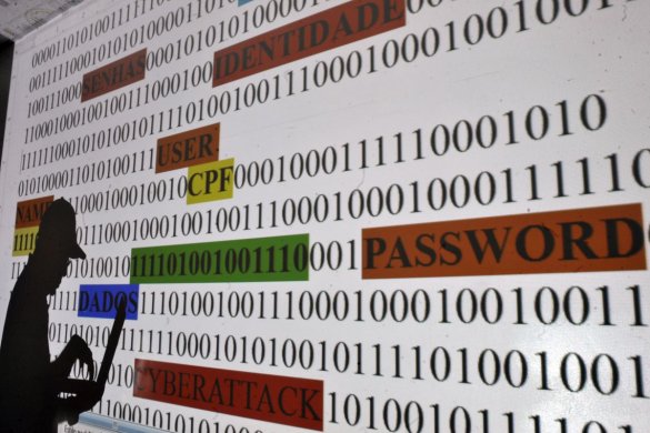 Proteção-de-dados-Foto-Marcello-Casal-Jr-Agência-Brasil-2-585x390 Congresso aprova novas regras sobre proteção de dados pessoais