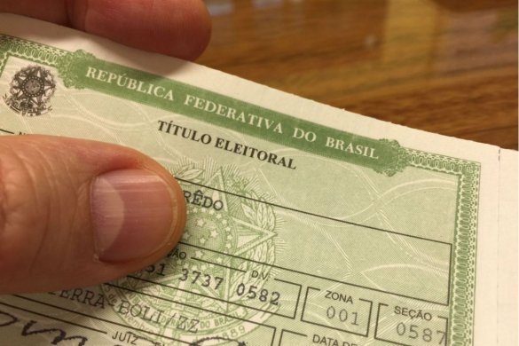 tse-titulo-de-eleitor-web-585x390 Mais de 15,5 mil títulos eleitorais são cancelados na Paraíba, diz TSE
