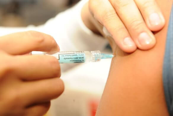 vacinacao-584x390 Dia D de vacinação contra gripe é neste sábado