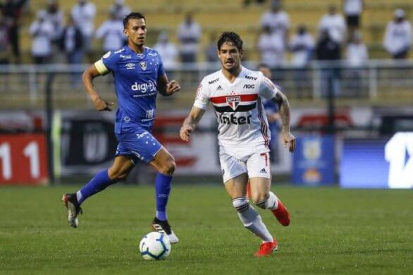 25253502-586x390 São Paulo empata com o Cruzeiro no Pacaembu