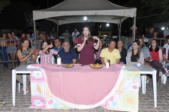 DSC_7835-586x390 Terceira noite do Festival de Quadrilhas de Monteiro é sucesso de público