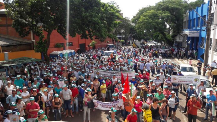 Manifestações-693x390 PT, PSB e PCdoB organizam marcha contra a Reforma da Previdência