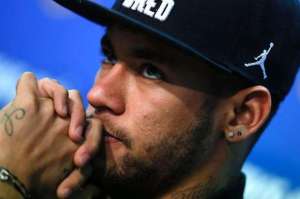 Neymar Polícia vai à concentração da seleção brasileira atrás de Neymar
