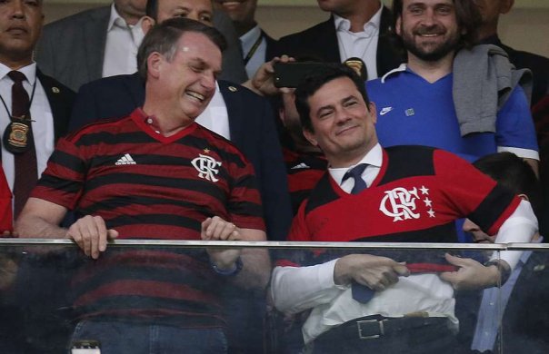 age20190612198-604x390 Ao lado de Bolsonaro, Moro é ovacionado em jogo do Flamengo