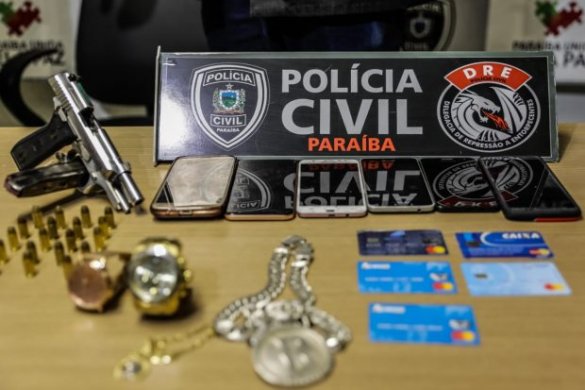 drogas-585x390 Dez pessoas suspeitas de tráfico e clonagem de cartão são detidas dentro de motel durante orgia sexual na PB