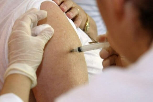 vvvcinas-584x390 Vacinação contra gripe é aberta para toda população na Paraíba a partir desta segunda