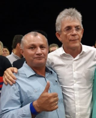 111-319x390 Vereador Farias comemora absolvição de Ricardo: “Me incentivou a entrar na política”