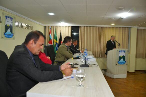 2-585x390 Câmara de Monteiro retoma sessões com aprovação de projetos relevantes e mensagem do executivo