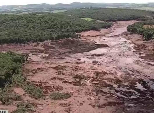 fotos-brumadinho-620x457-529x390 Bombeiros encontram mais um corpo na área do desastre de Brumadinho