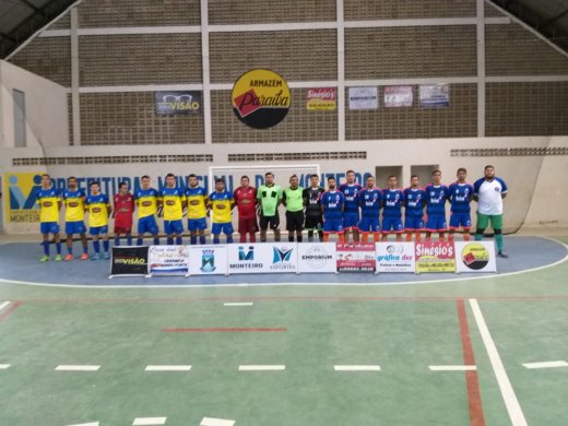 2-520x390 02 jogos movimentam a reta final da Copa Dr. Chico de Futsal
