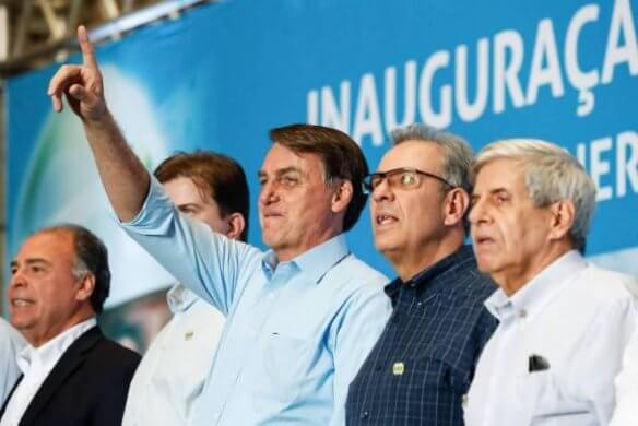 Jair-Bolsonaro-1-584x390 Bolsonaro ameaça não atender governador que omitir verbas federais