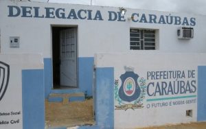 delegacia-de-caraubas-600x376 Polícia captura homem que arrombou e levou ventilador da delegacia de Caraúbas