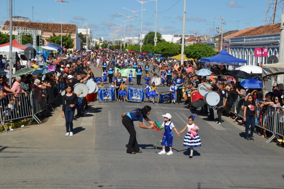 IMG-20190911-WA0049-975x650 Veja imagens do desfile de 7 de setembro em Monteiro