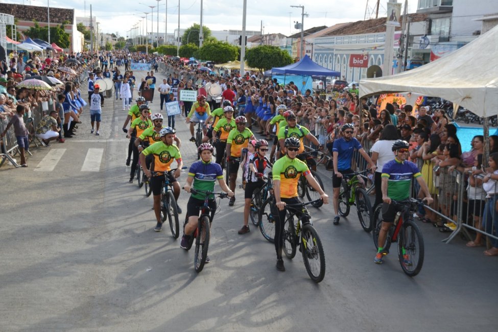 IMG-20190911-WA0059-975x650 Veja imagens do desfile de 7 de setembro em Monteiro