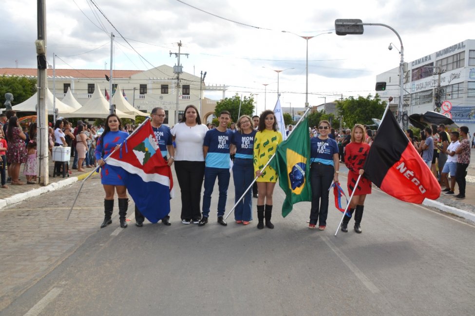 IMG-20190911-WA0067-975x650 Veja imagens do desfile de 7 de setembro em Monteiro