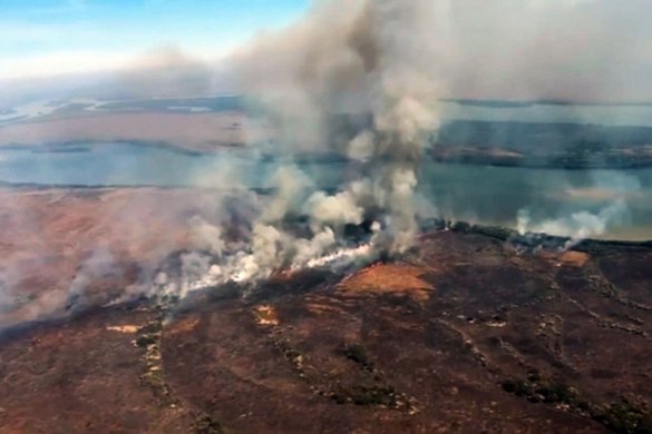 INCENDIO-585x390 Incêndios atingem mais de 6 mil hectares na Chapada dos Guimarães