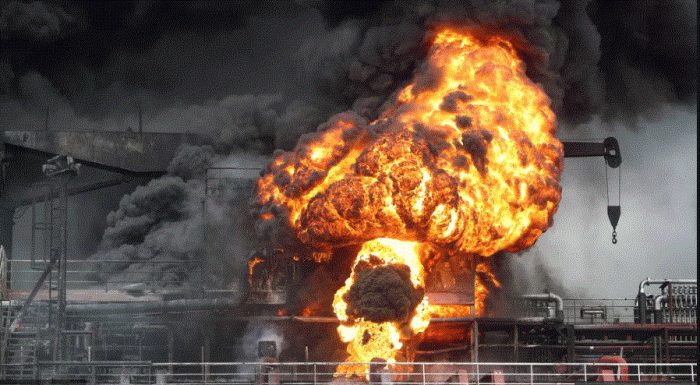 NAVIO-EXPLODE-700x385 Navio que transportava petróleo explode na Coreia do Sul