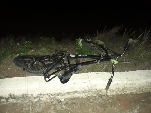 bicicleta-520x390 Carro atropela adolescente que andava de bicicleta em Sumé