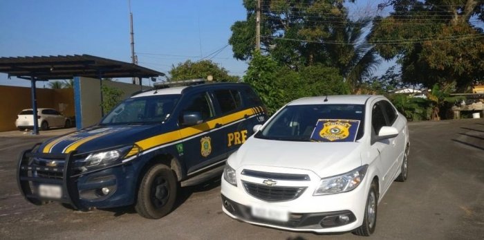 carro-furtado-recuperado-700x347 Carro furtado após negociação de venda pela internet é recuperado pela PRF, na Paraíba