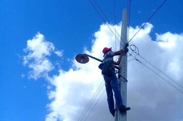 img_2019102310062Nx2-588x390 “MAIS LUZ NO CAMPO”: Monteiro implanta maior programa de Iluminação rural da história do município