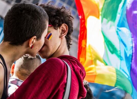 lgbt-536x390 Justiça reafirma que governo deve retomar edital com obras de tema LGBT