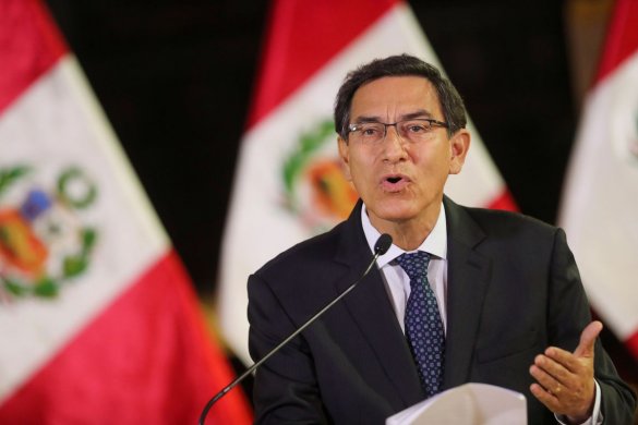 peru-585x390 Presidente do Peru anuncia dissolução do Congresso