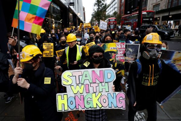HONG-600x400 Protesto do fim de semana foi o maior dos últimos meses em Hong Kong