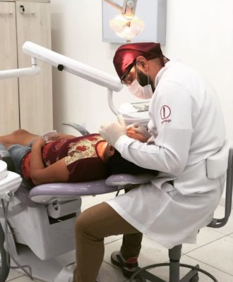 DR-Davyd-Lourenco-330x400 Próxima segunda dia (09) Monteiro passará a contar com novo consultório odontológico