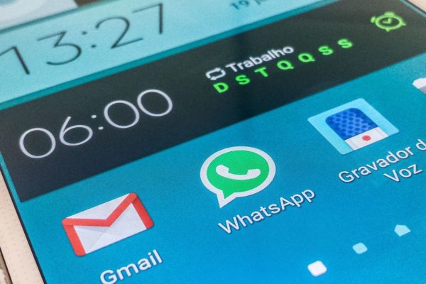 aplicativo_whatsapp-600x400 Whatsapp é principal fonte de informação do brasileiro, diz pesquisa
