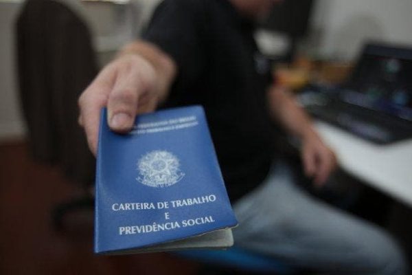 emprego-600x400 Sine oferece mais de 600 vagas de emprego em nove municípios paraibanos