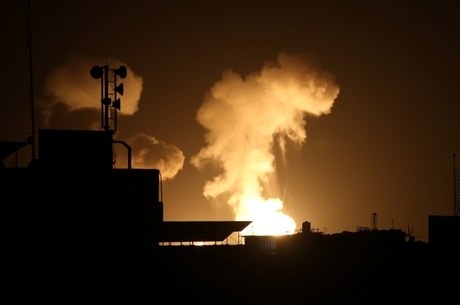 ATAQUES-SIRIA Israel assume responsabilidade por ataques aéreos na Síria