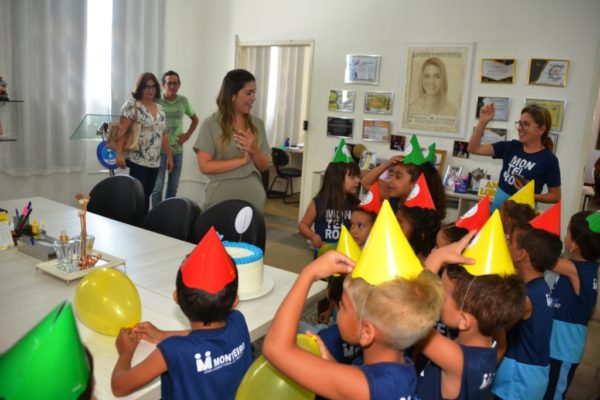 Aniversário-CEI-4-600x400 Alunos comemoram com a prefeita Anna Lorena o aniversário de um ano do CEI Jackeline Santa Cruz