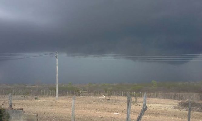 CHUVAS-CARIRI-667x400 Volta a chover forte na região do Cariri paraibano; Confira volume de chuvas.