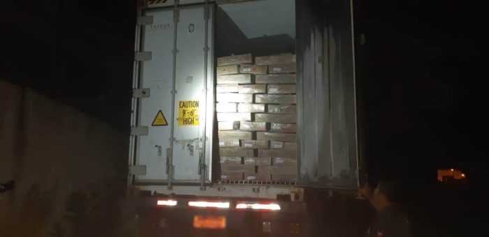 carga-em-caminhao-roubado-700x340 Grupo é preso suspeito de render motorista e roubar caminhão carregado, na Paraíba
