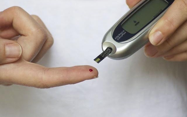 teste_glicose-640x400-1 Entenda por que diabéticos estão entre grupos de risco do coronavírus