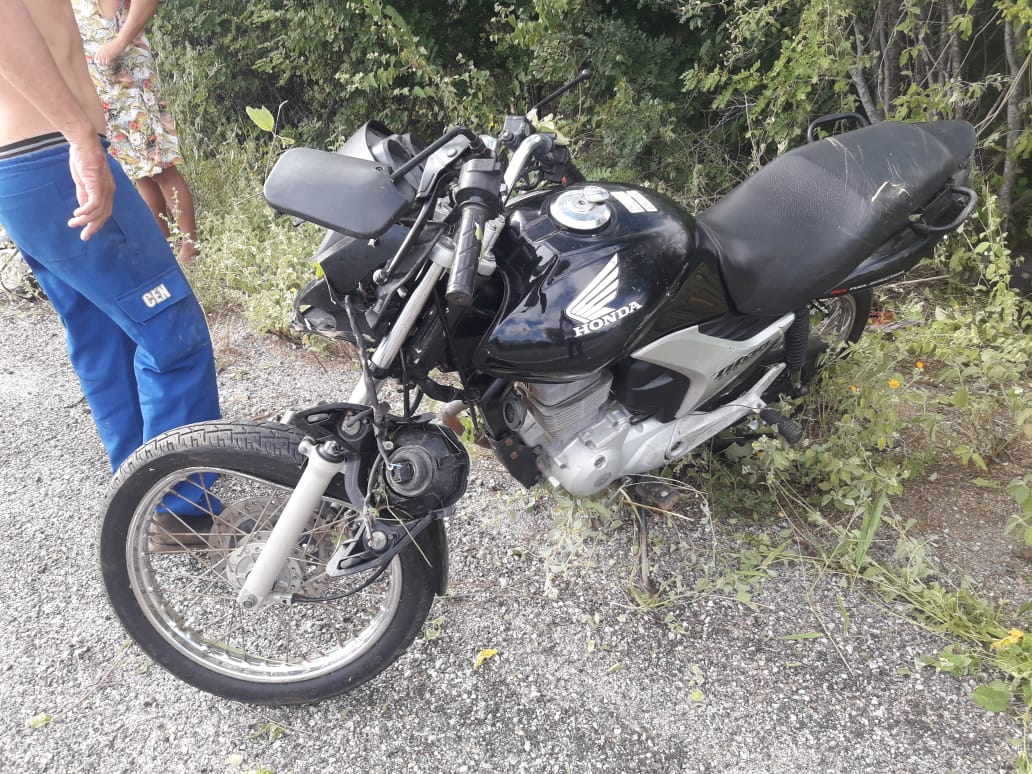 moto Funcionário da Cagepa  sofre acidente de moto próximo a São João do Cariri
