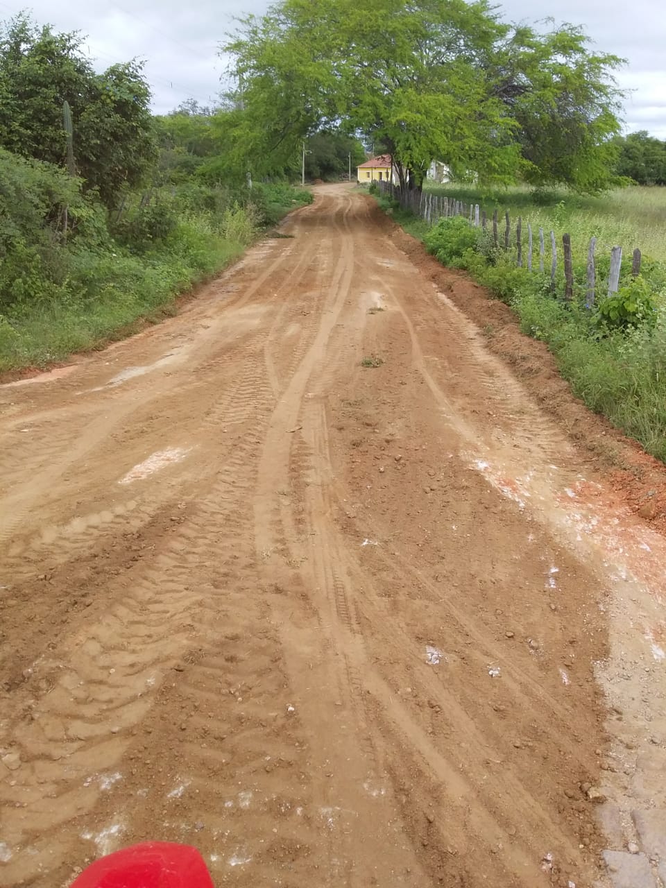 Novos-Caminhos”-Prefeitura-de-Monteiro-recupera Novos Caminhos”: Prefeitura de Monteiro recupera estradas vicinais de 10 comunidades rurais