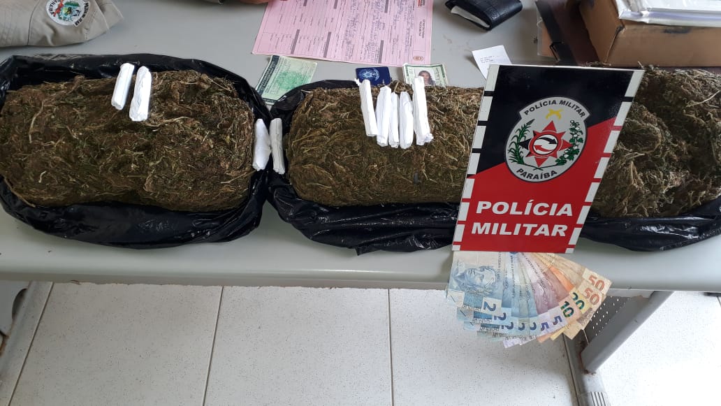 WhatsApp-Image-2020-07-26-at-17.05.34 PM apreende drogas que vinham de Pernambuco e prende duas mulheres na PB