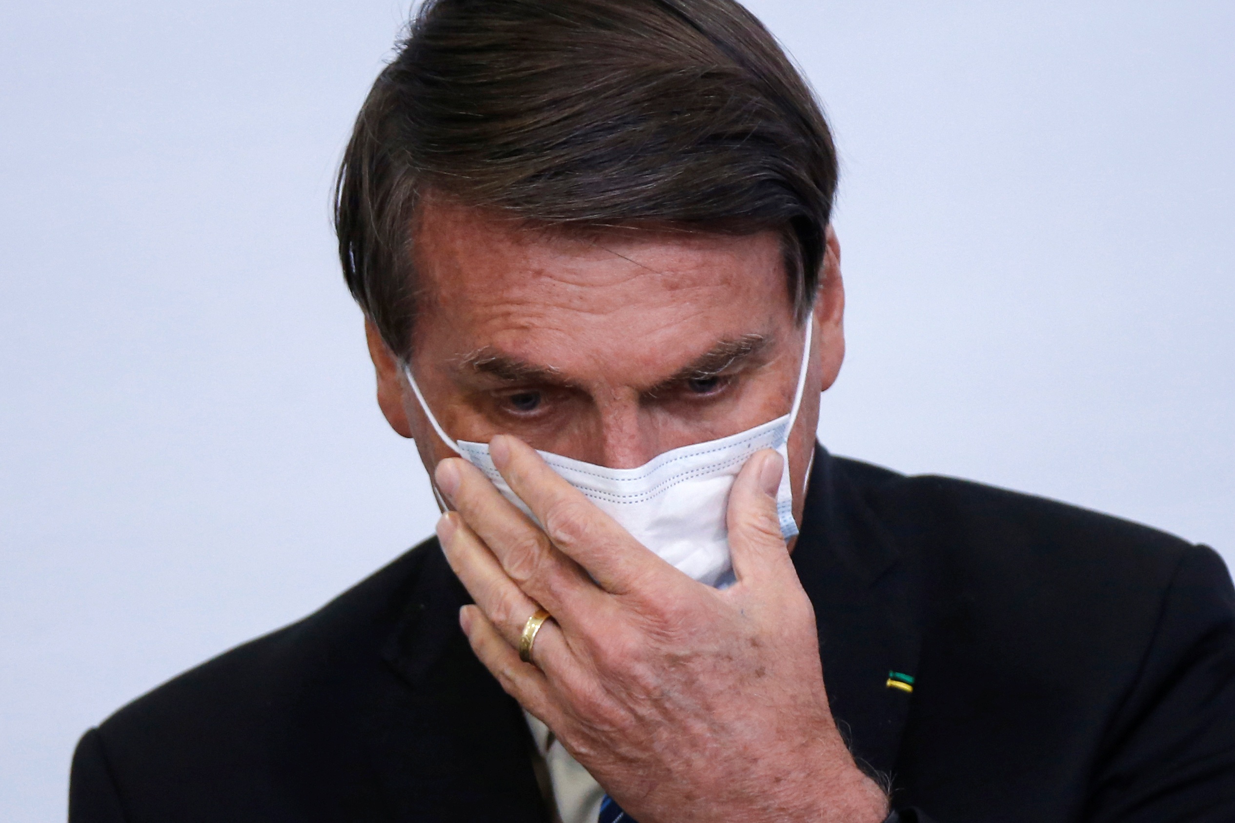 O-presidente-da-República-Jair-Bolsonaro Vacinas: Bolsonaro veta prazo de 5 dias para Anvisa aprovar uso emergencial
