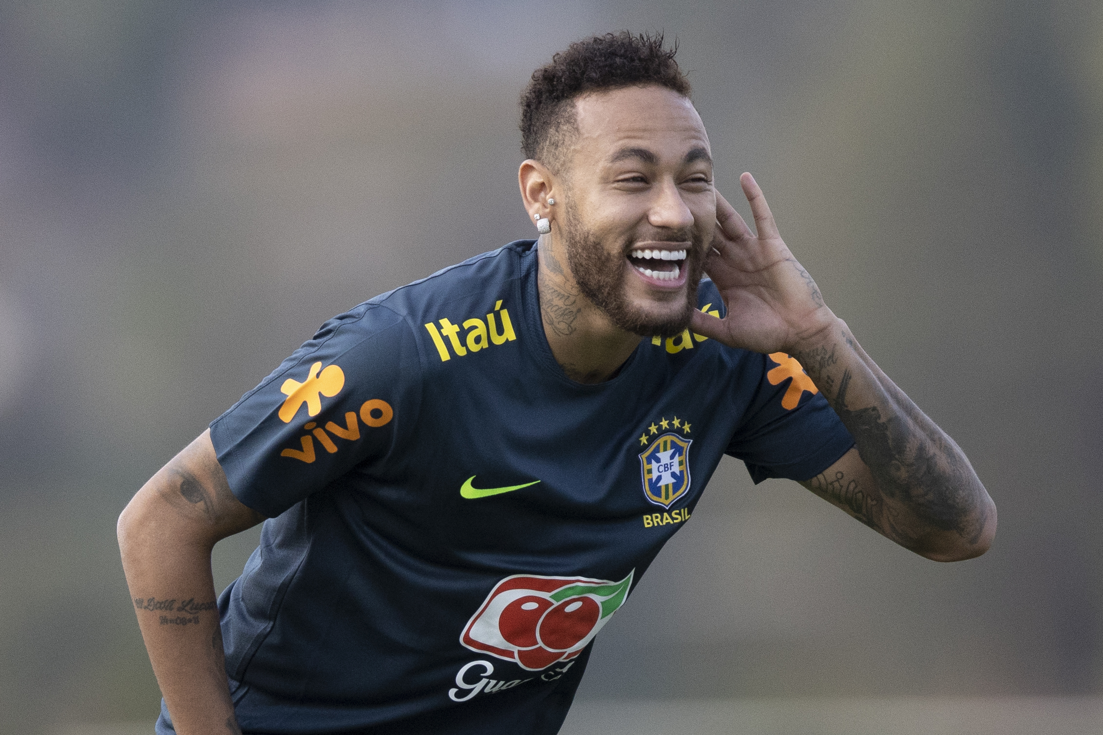 Neymar Juiz encerra inquérito contra Neymar sobre vazamento de fotos íntimas de Najila