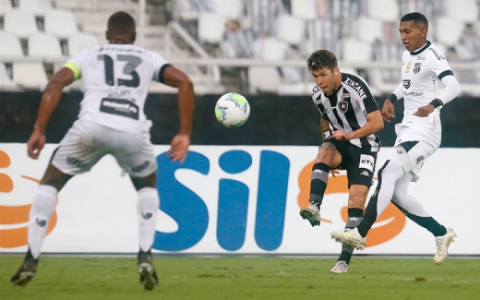 5f9de11d124d4 Empate entre Botafogo e Ceará pelo Brasileirão