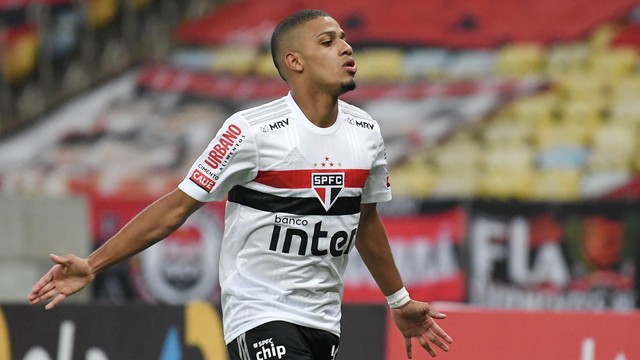 Brenner São Paulo vence o Flamengo no Maracanã
