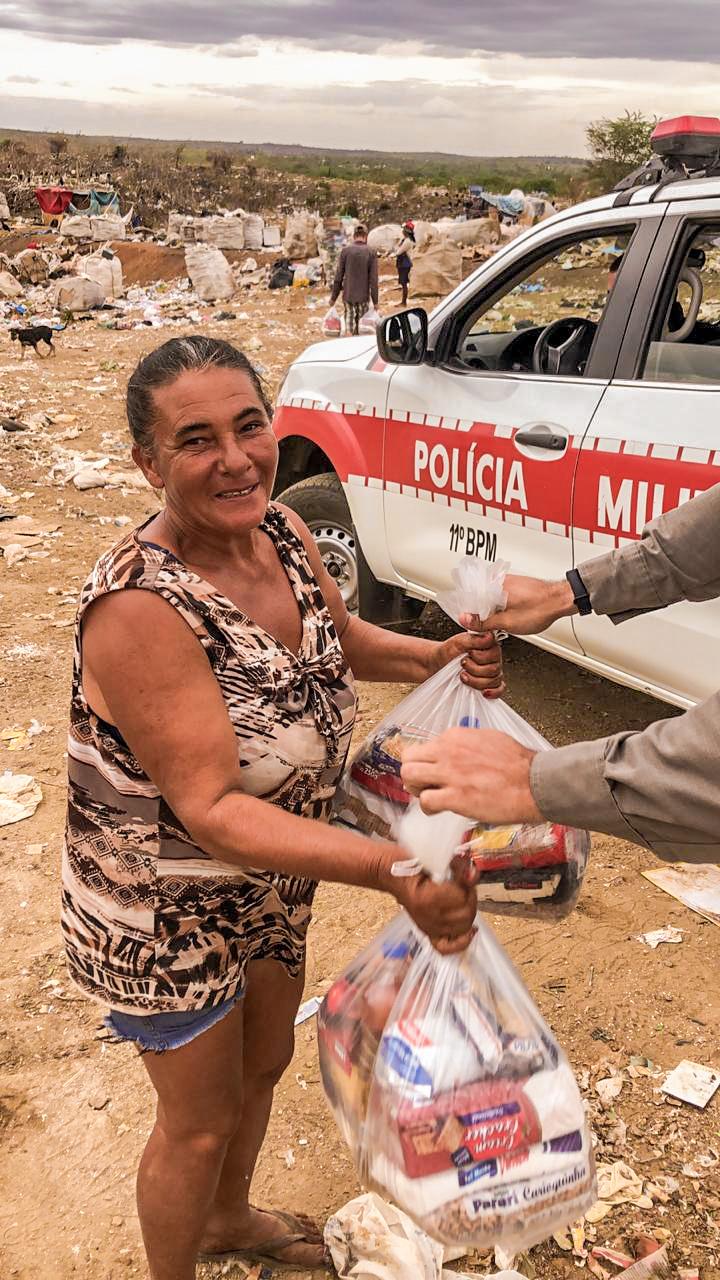 IMG-20201224-WA0024 OPERAÇÃO BOAS FESTAS SOLIDÁRIAS: Polícia Militar do 11º BPM de Monteiro promove doações para famílias carentes