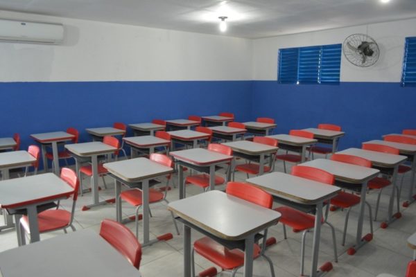 saladeaulapatospb-600x400 Novo decreto de João Pessoa autoriza retorno das aulas presenciais para ensino médio em escolas particulares