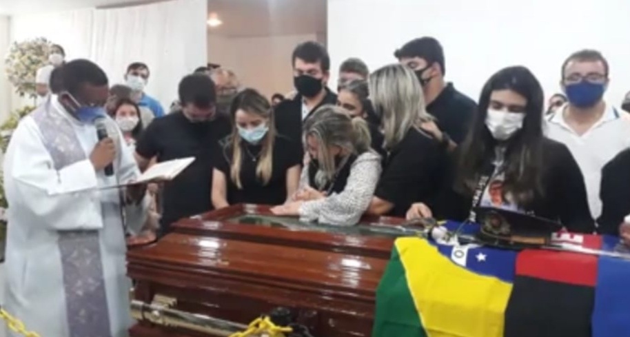 IMG_20210114_095103 Deputado estadual João Henrique é sepultado no cemitério de Monteiro